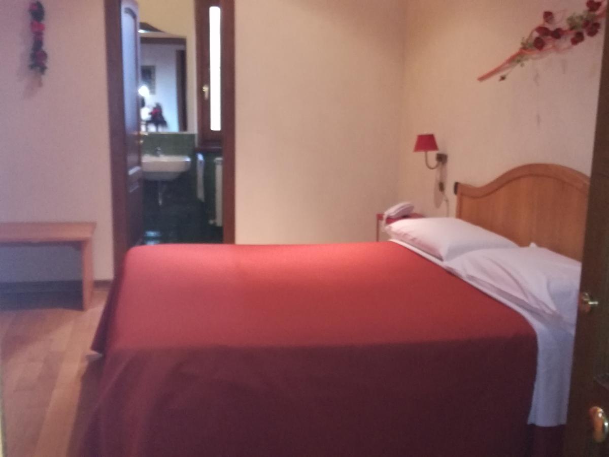 Albergo Arinde Ренде Экстерьер фото